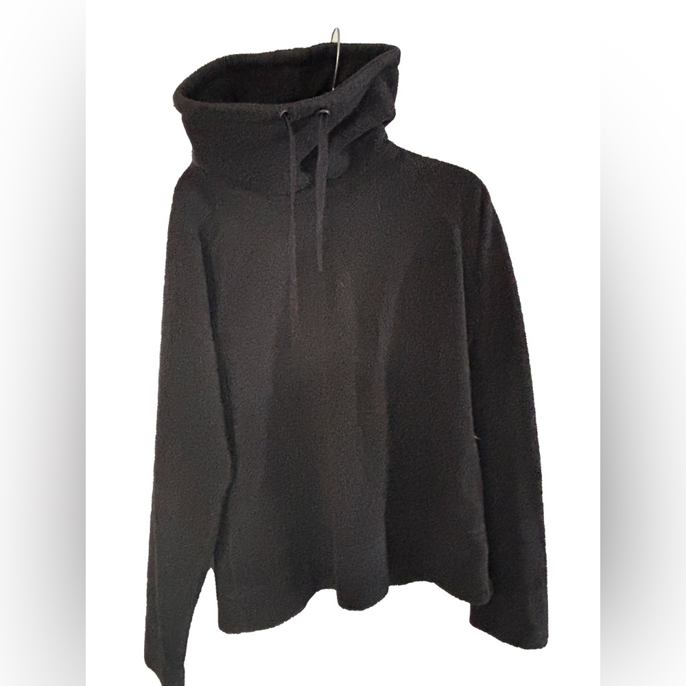 Toad and Co Cozy Black Fleece Hoodie